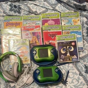 Leapster Green Gaming Set with Games and Headphones